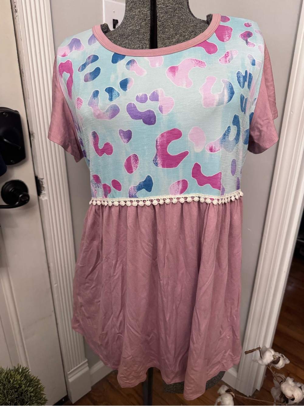 HEIMISH USA Pink & Blue Leopard Babydoll Tunic Top Large NWOT